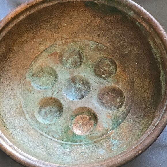 Antique Copper Egg Poacher Pan with Brass Handles - Picture 2 of 6